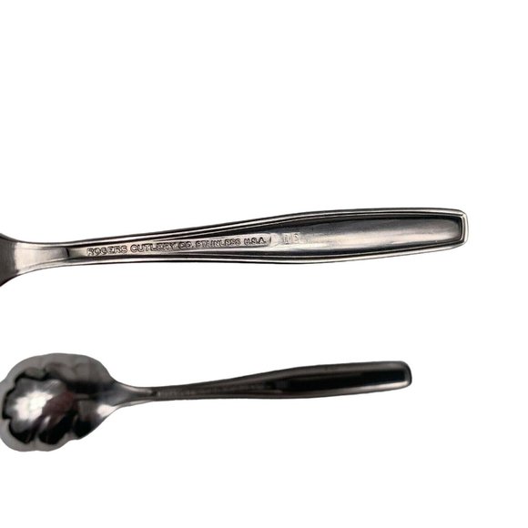 Rogers IS Stainless INS185 Sugar Shell Spoon & Flat Handle Master Butter Knife - Picture 5 of 8